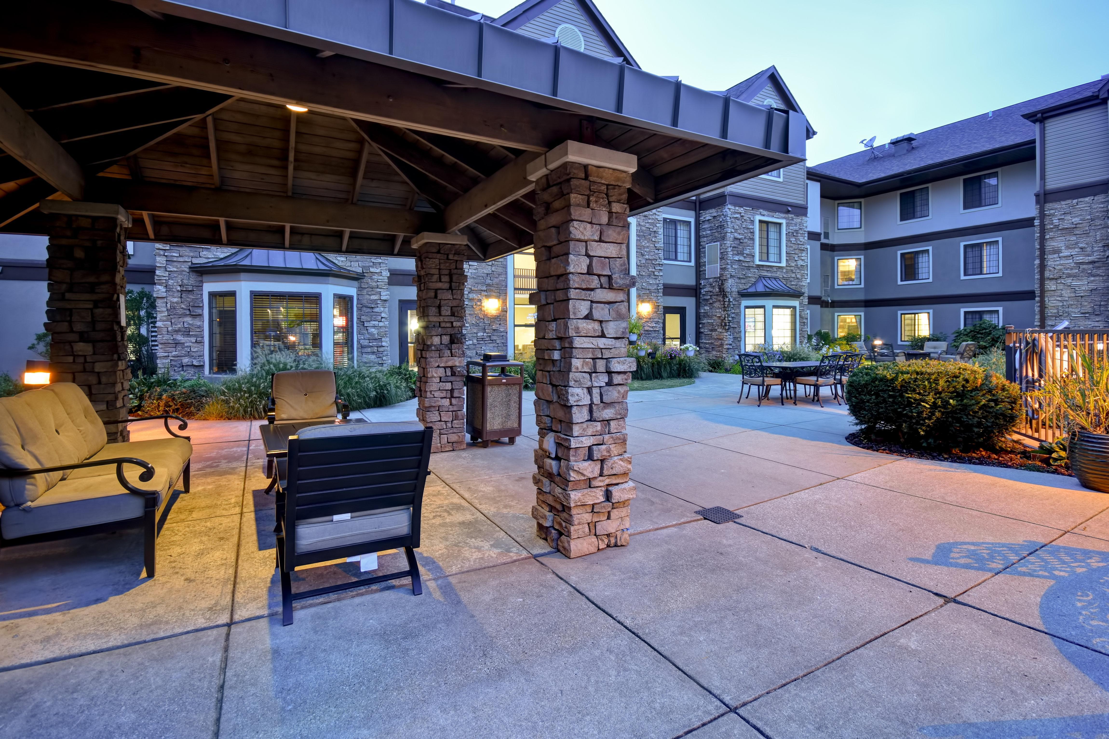 Staybridge Suites Grand Rapids-Kentwood By Ihg Cascade Εξωτερικό φωτογραφία
